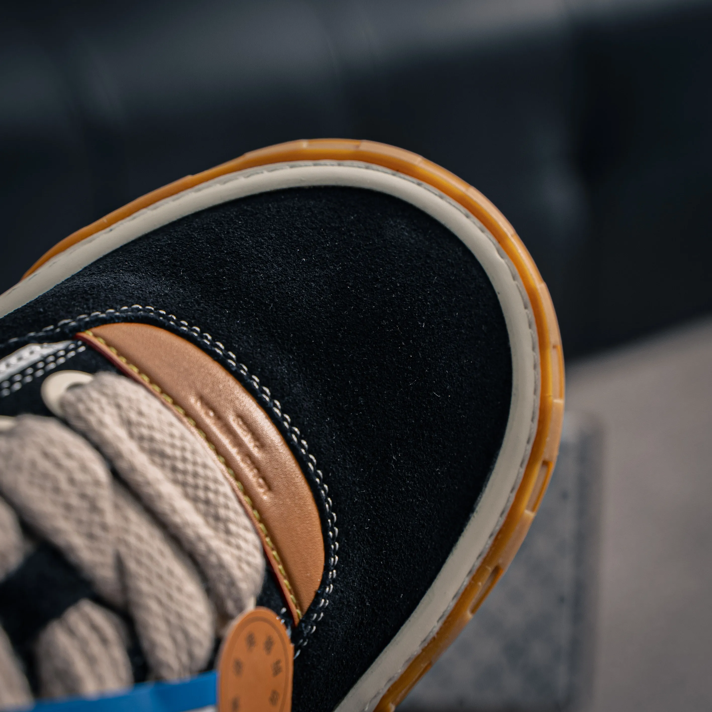 # LV LOUIS VUITTON Tilted Low Sneakers Series Low-Top Retro Versatile Skate Shoes 2026 Skate Shoes Shoes